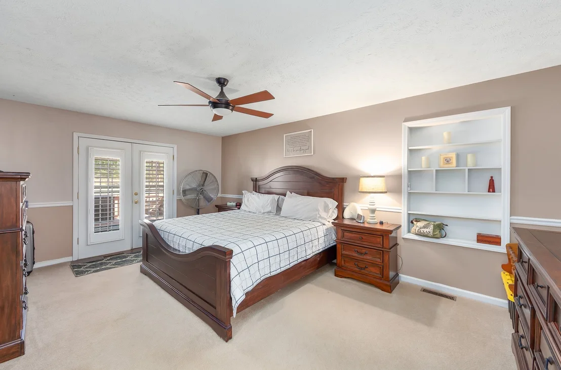 Photo of 280 Saint Rd