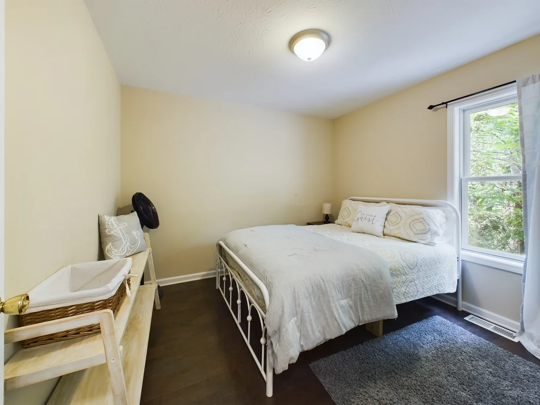 Photo of 73 Mingo Dr