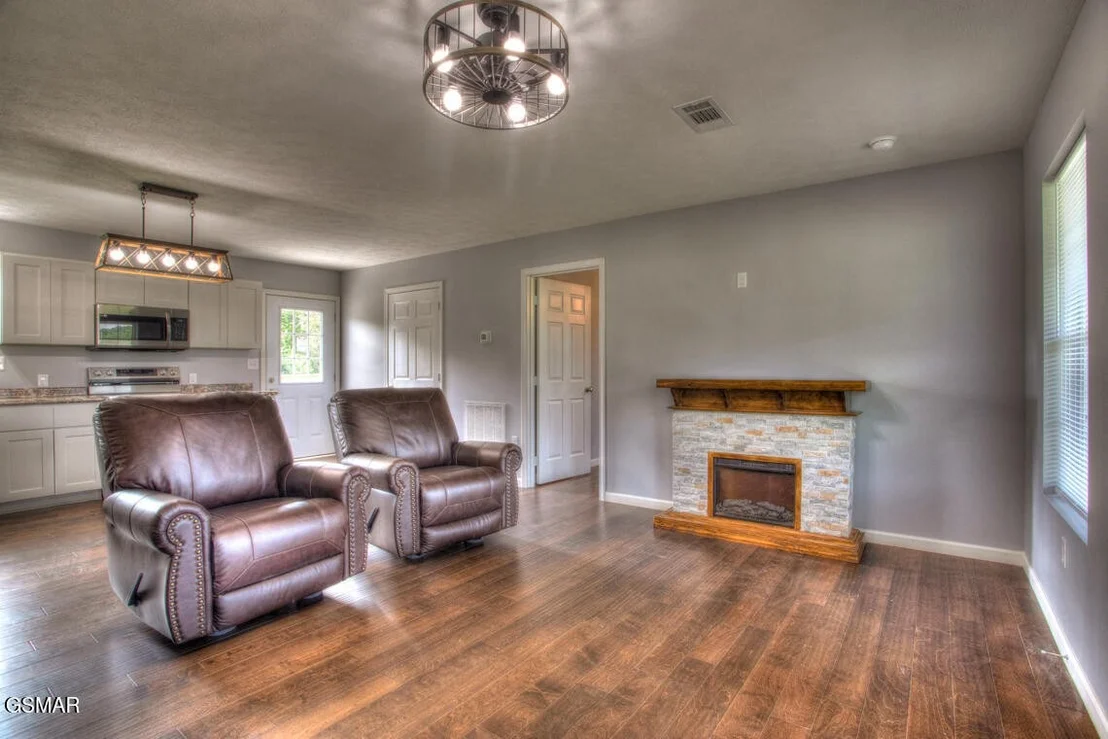 Photo of 318 Harrison Ferry Road