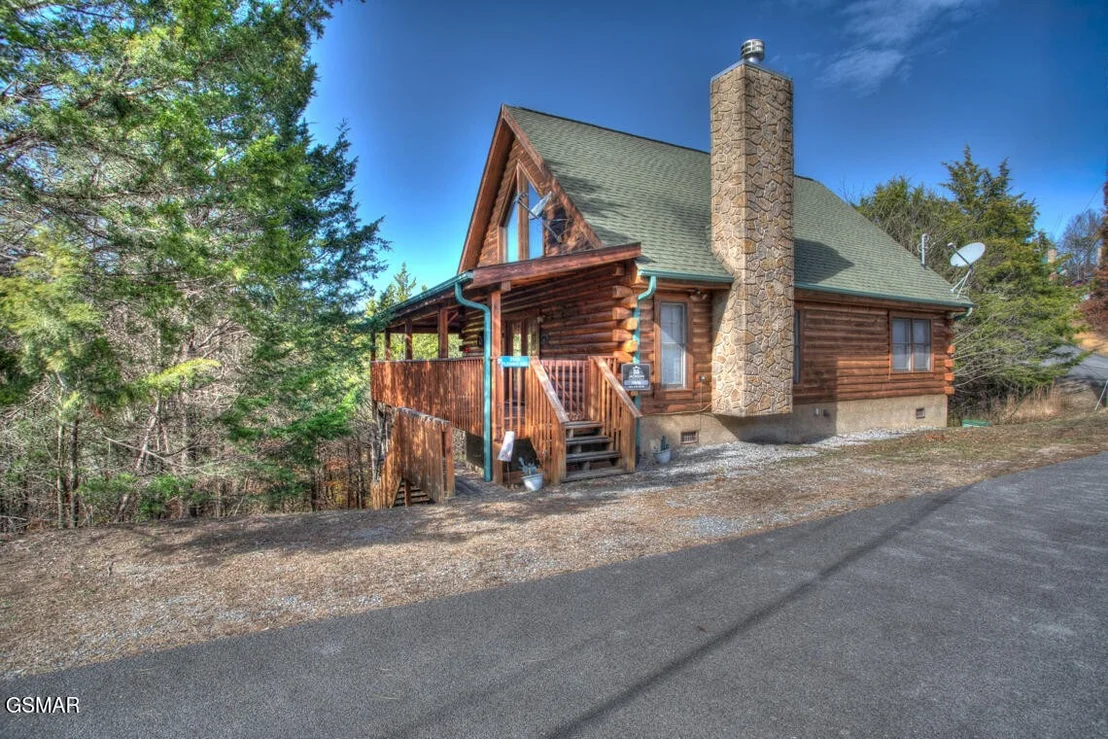 Photo of 2525 Fleming Way