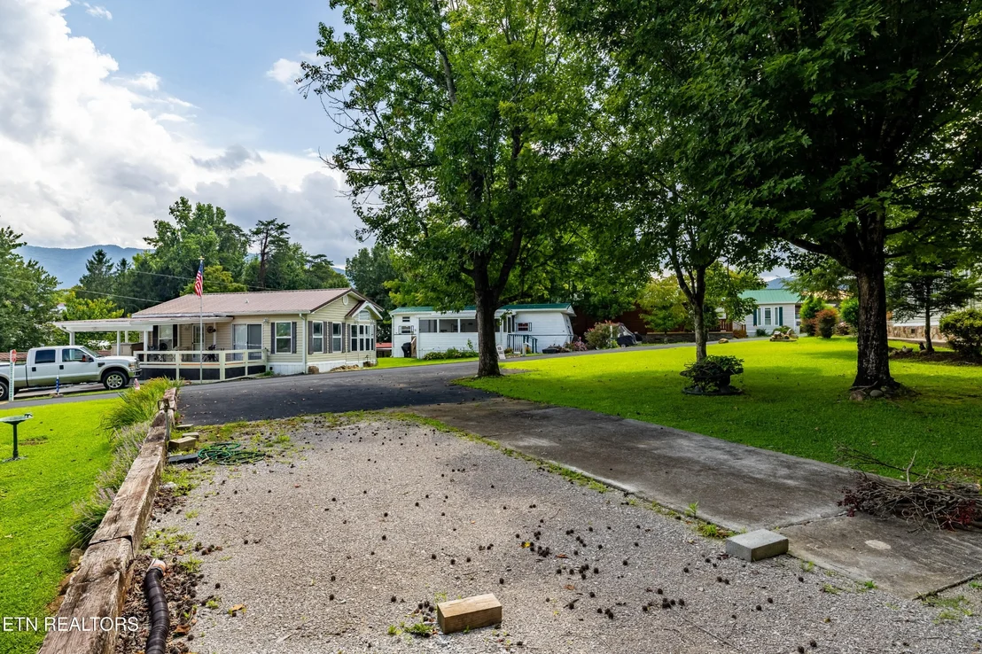 Photo of 449 Mountain Thrush Drive