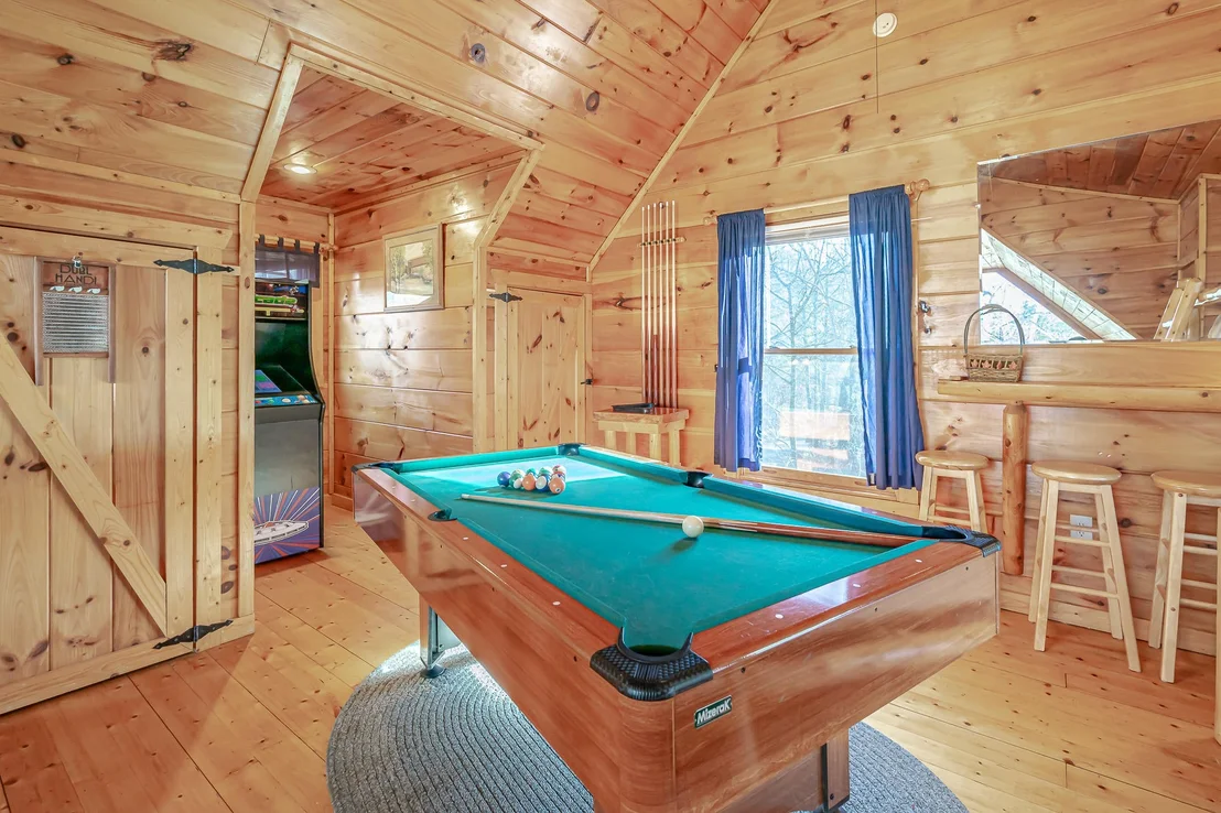 Photo of 721 Ski View Lane