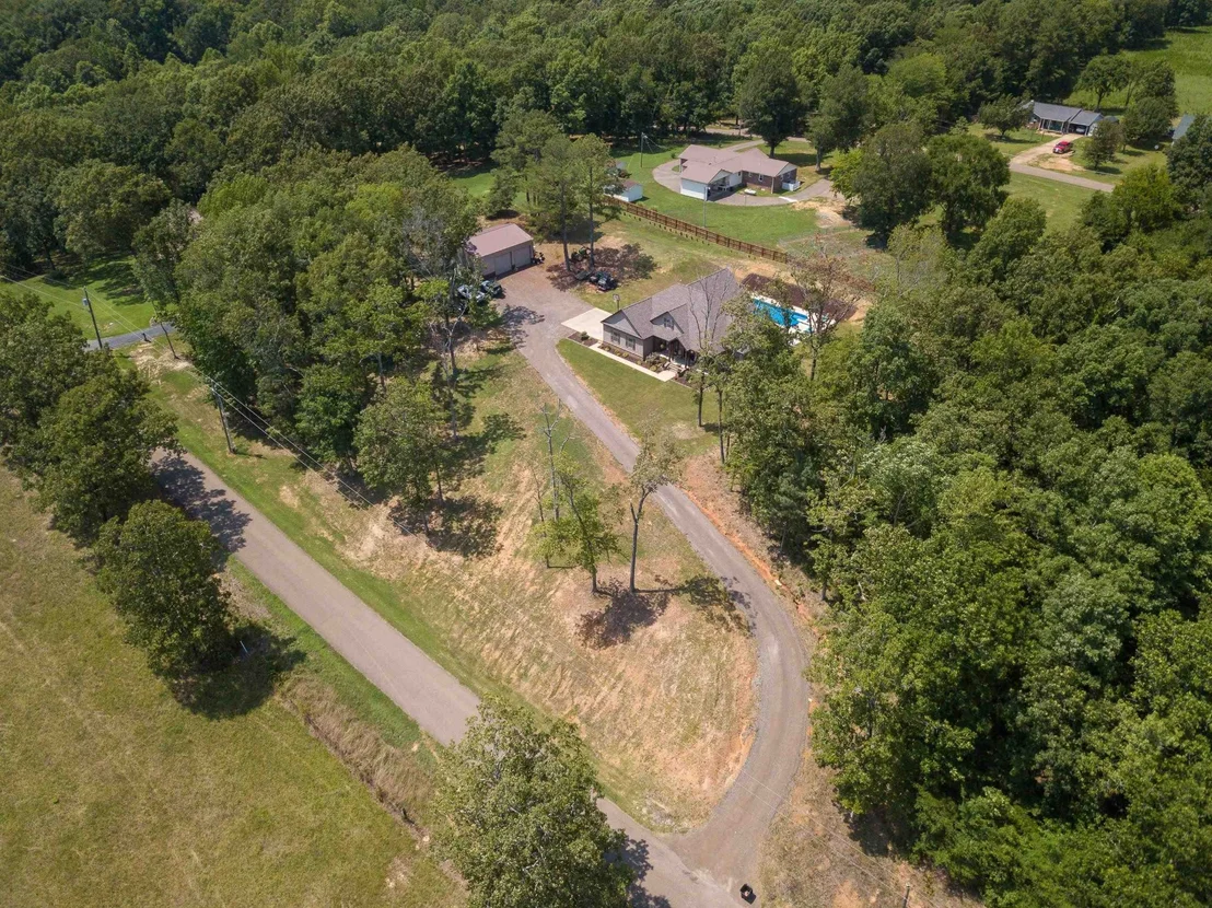 Photo of 800 COX DR