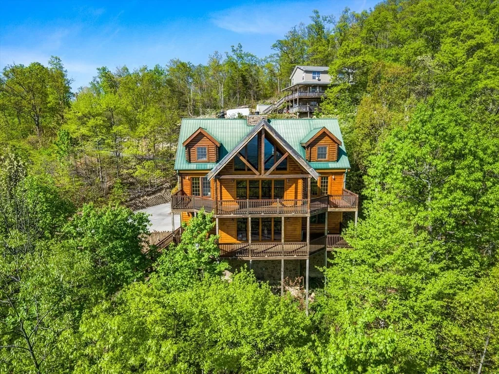 Photo of 1387 Aintree Drive