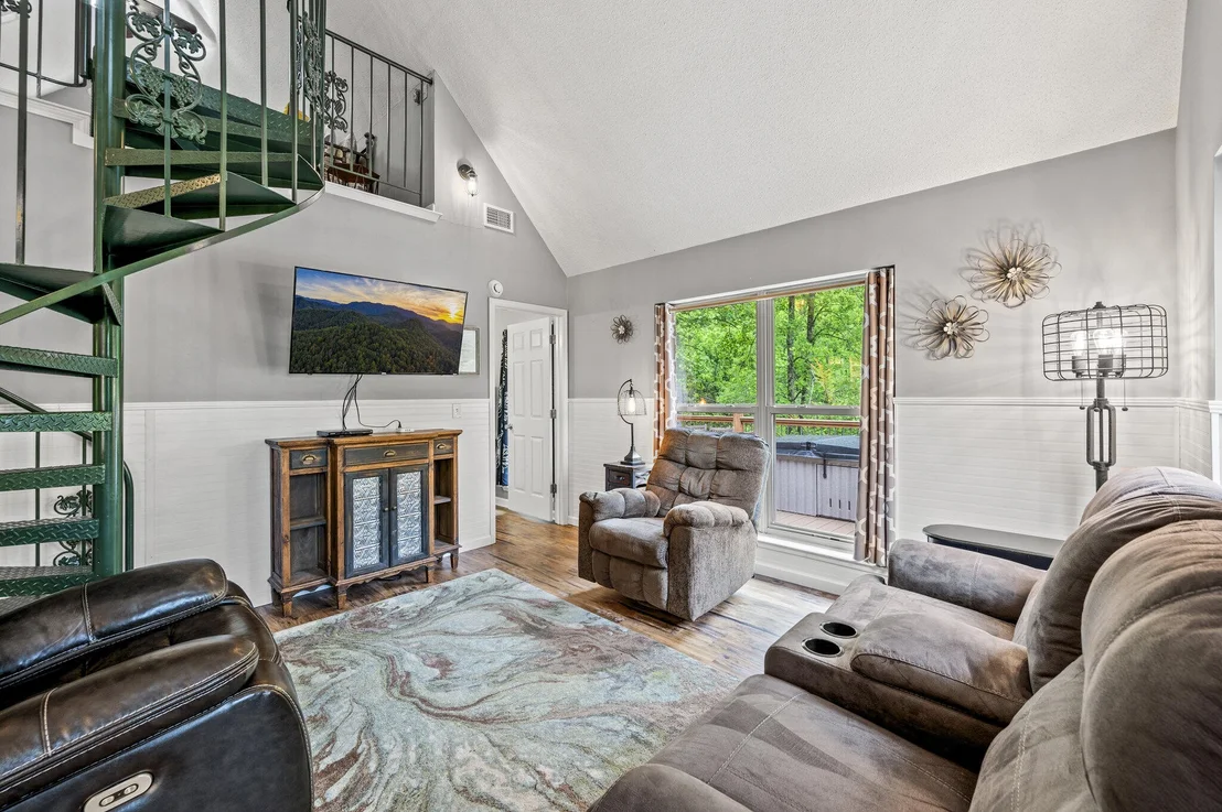 Photo of 3325 Tekoa Mountain Way