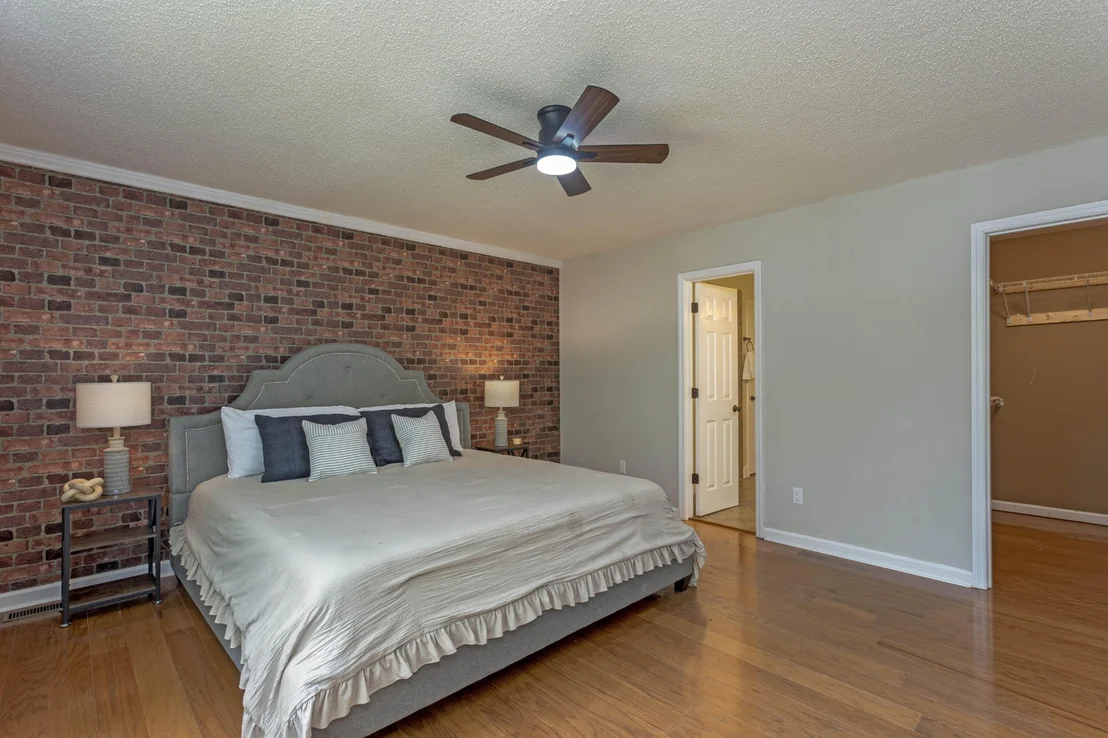 Photo of 715 Carmen Drive