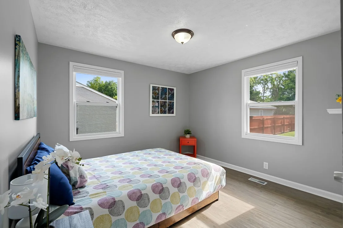 Photo of 907 Hunt St