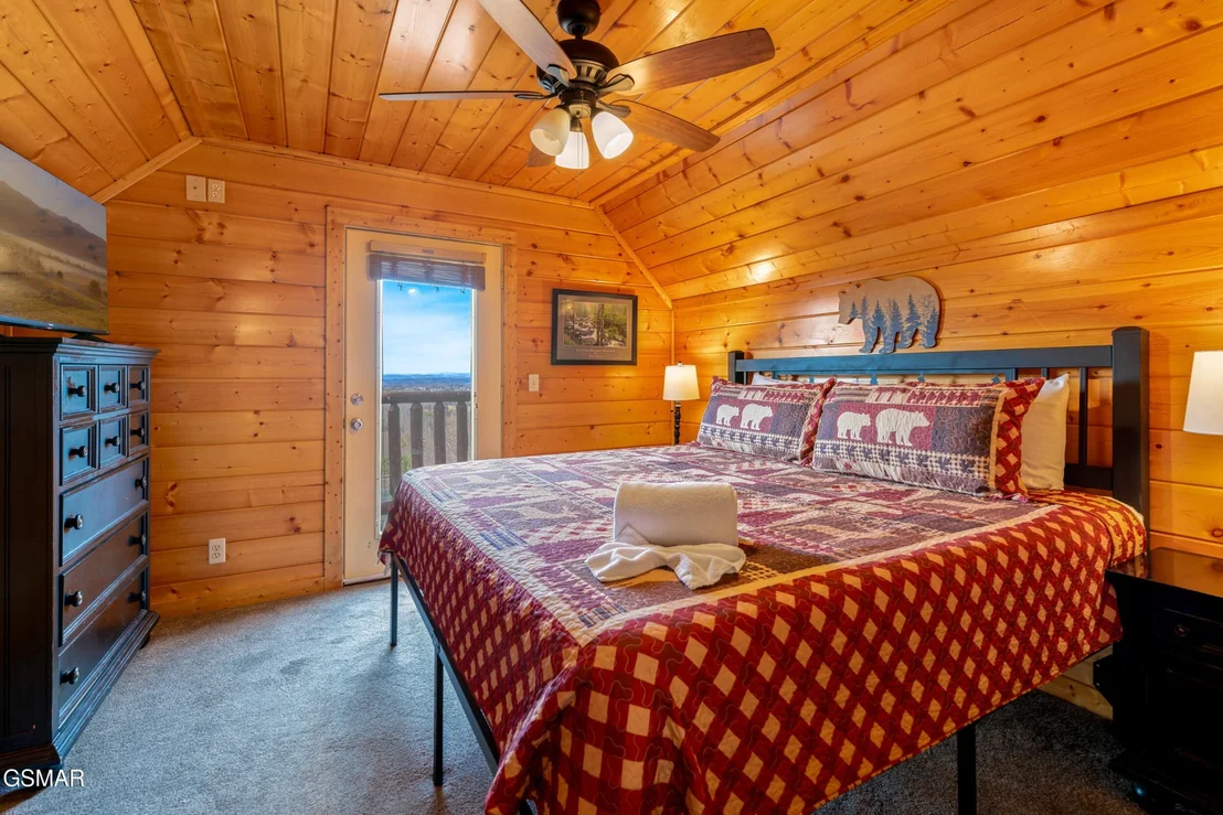 Photo of 1549 Bears Den Way