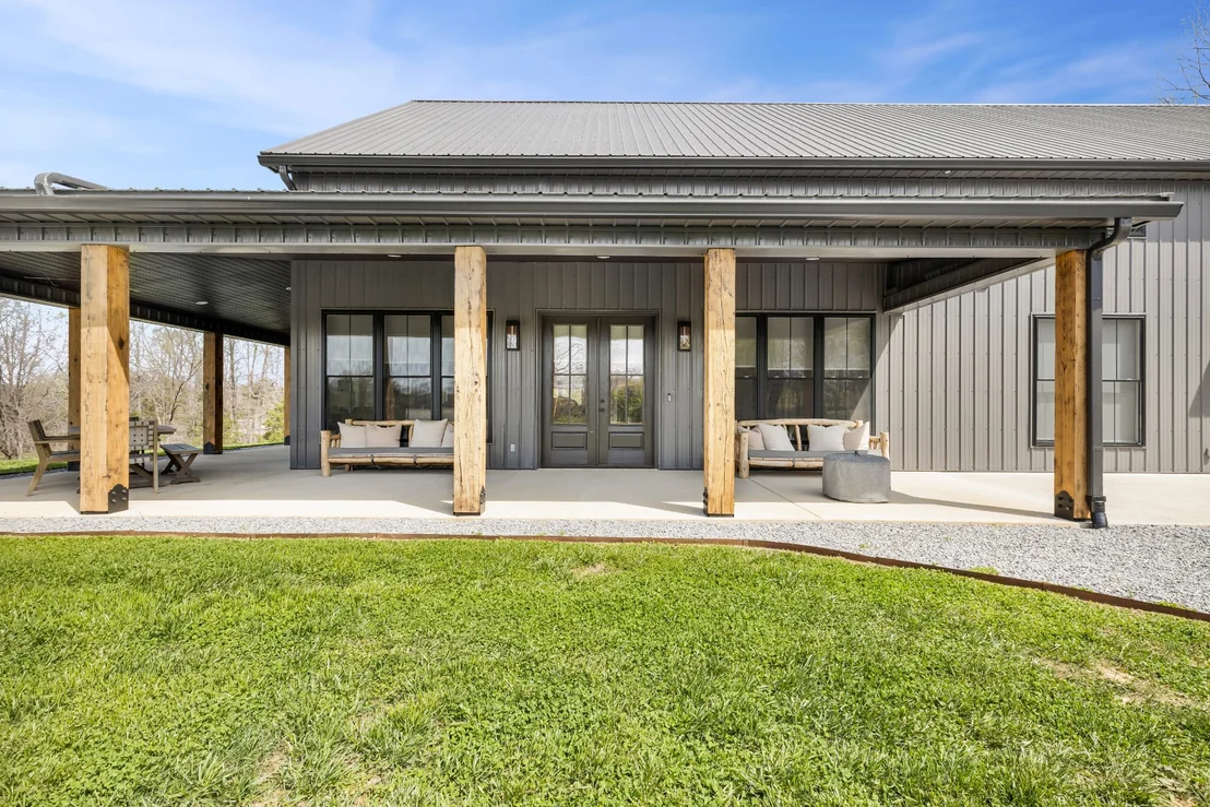 Photo of 156 Junction Dr