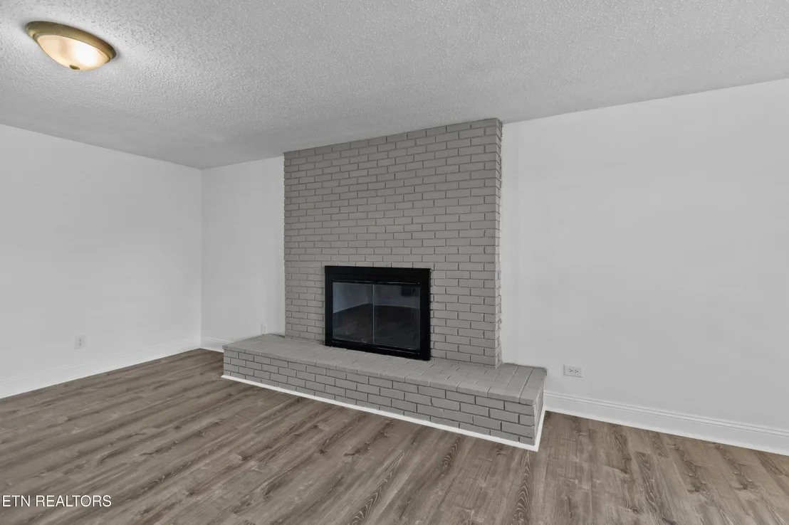 Photo of 6864 Westgate Circle