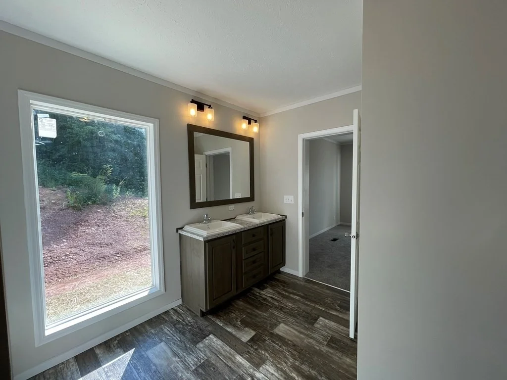 Photo of 1348 Bluets Road