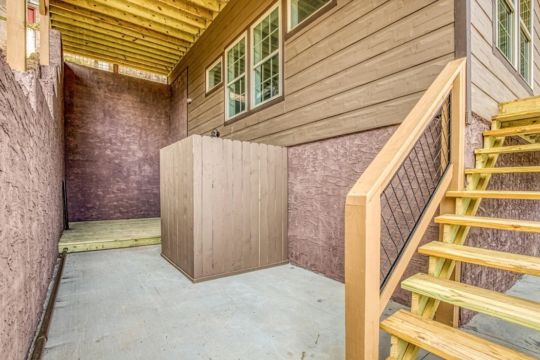 Photo of 712 Golden Eagle Way