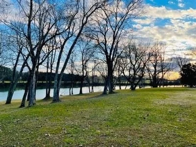 Photo of 2970 Deep River Road
