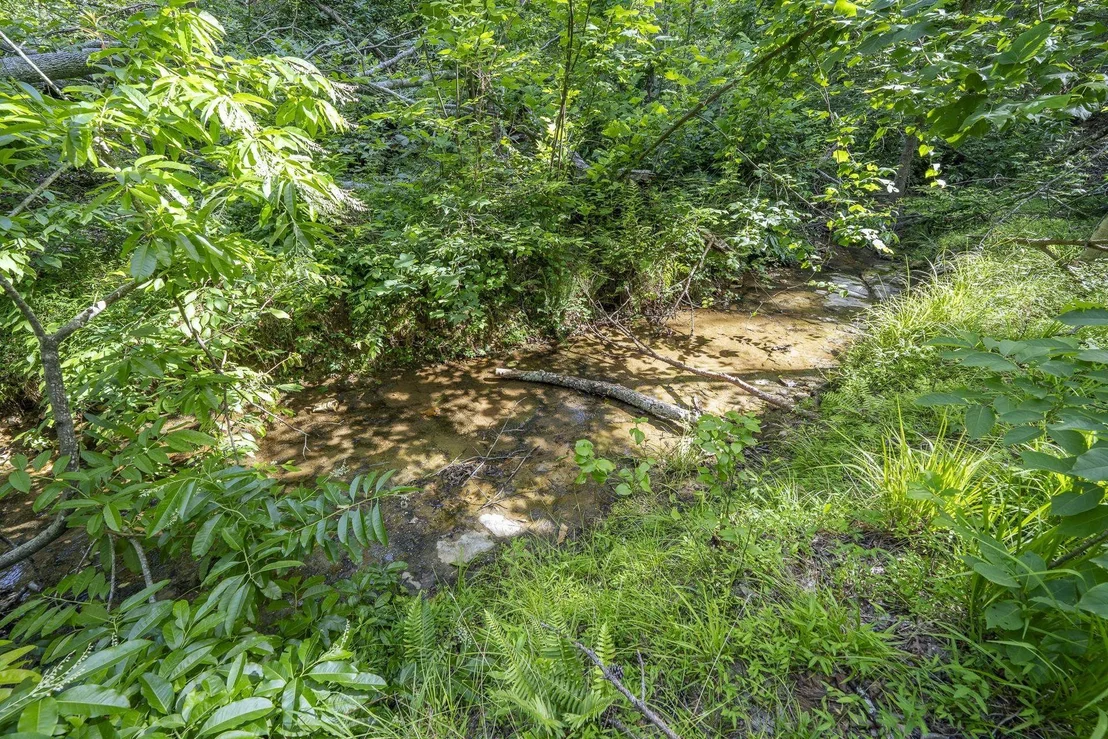 Photo of 120 KNOTTY OAKS TRL