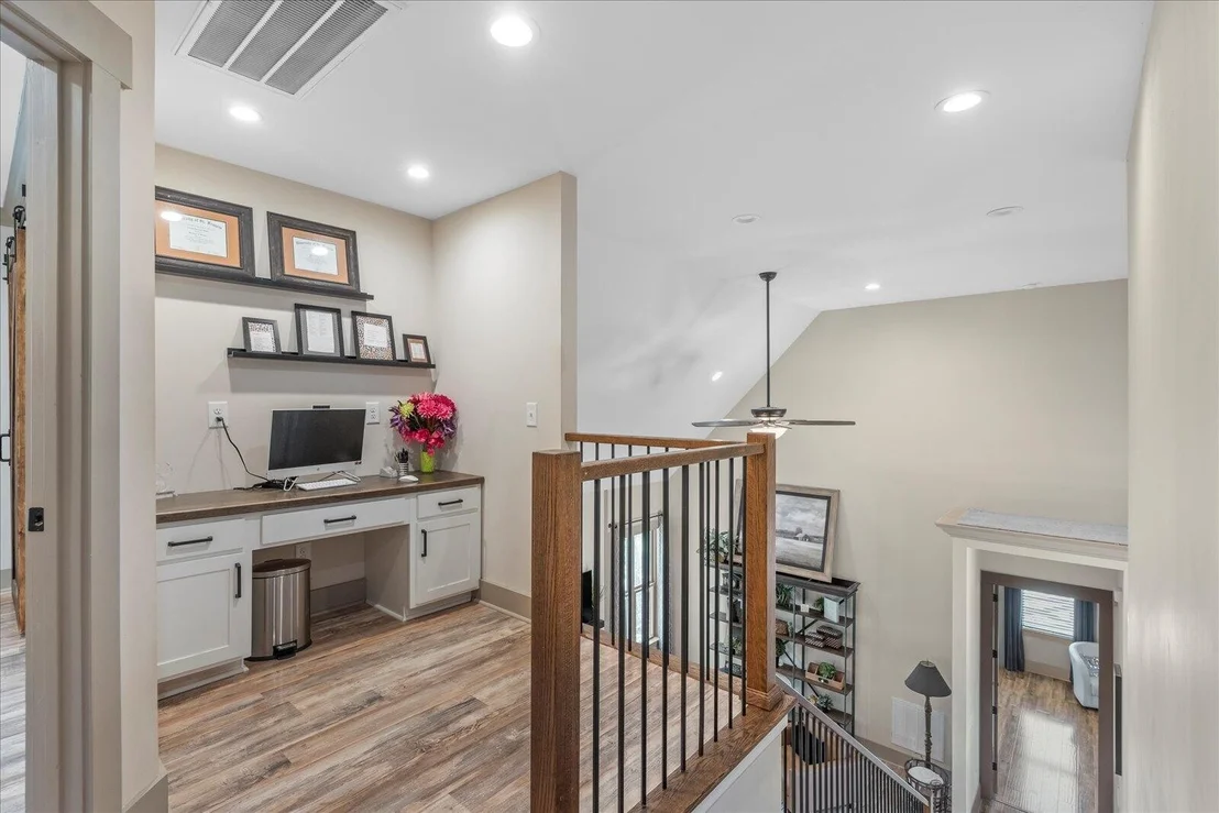 Photo of 8417 Pine Ridge Road