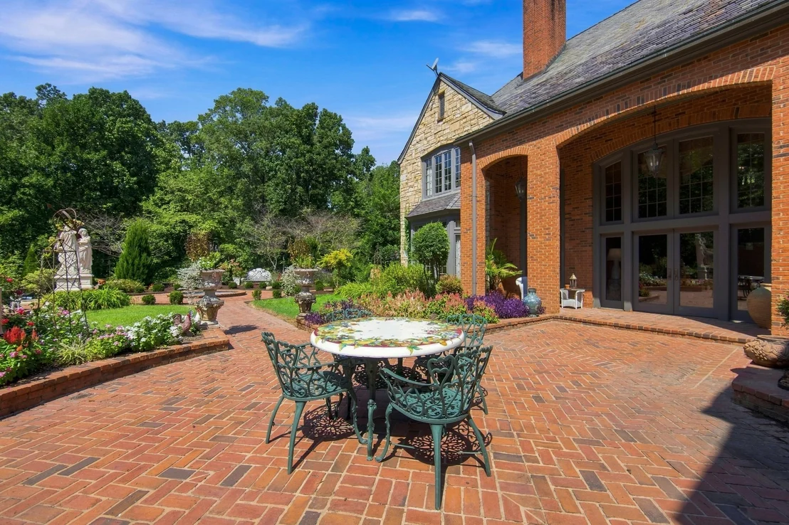 Photo of 18 Windwood Drive