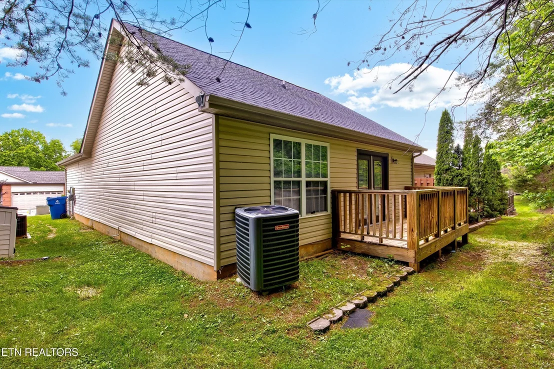 Photo of 10616 Bitteroot Way