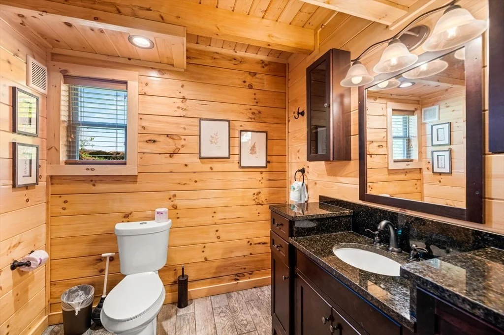 Photo of 220 Alpine Mountain Way