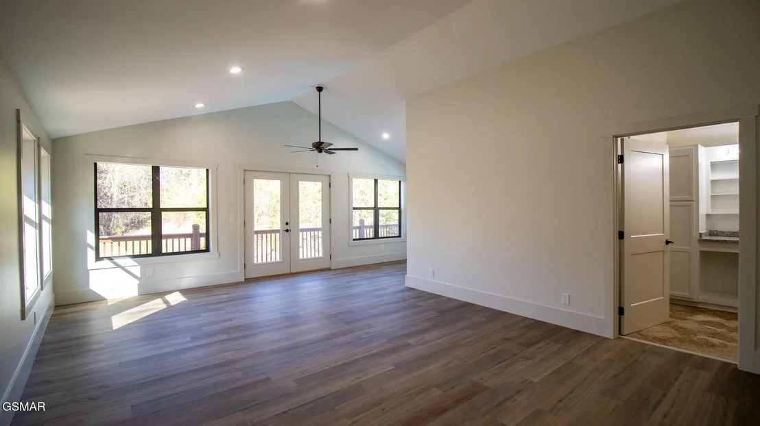 Photo of 440 Flat Creek Rd