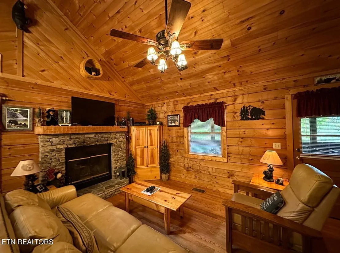 Photo of 1756 Ridgecrest Drive