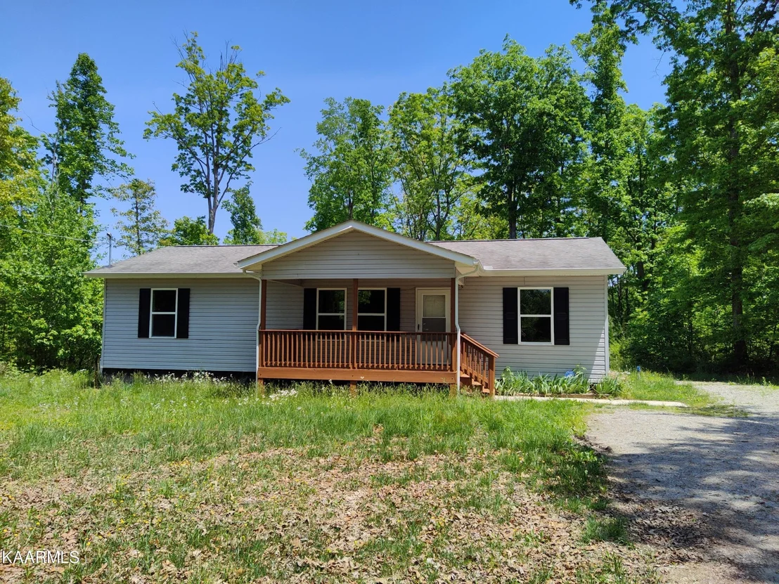 Photo of 1038 Glades Rd