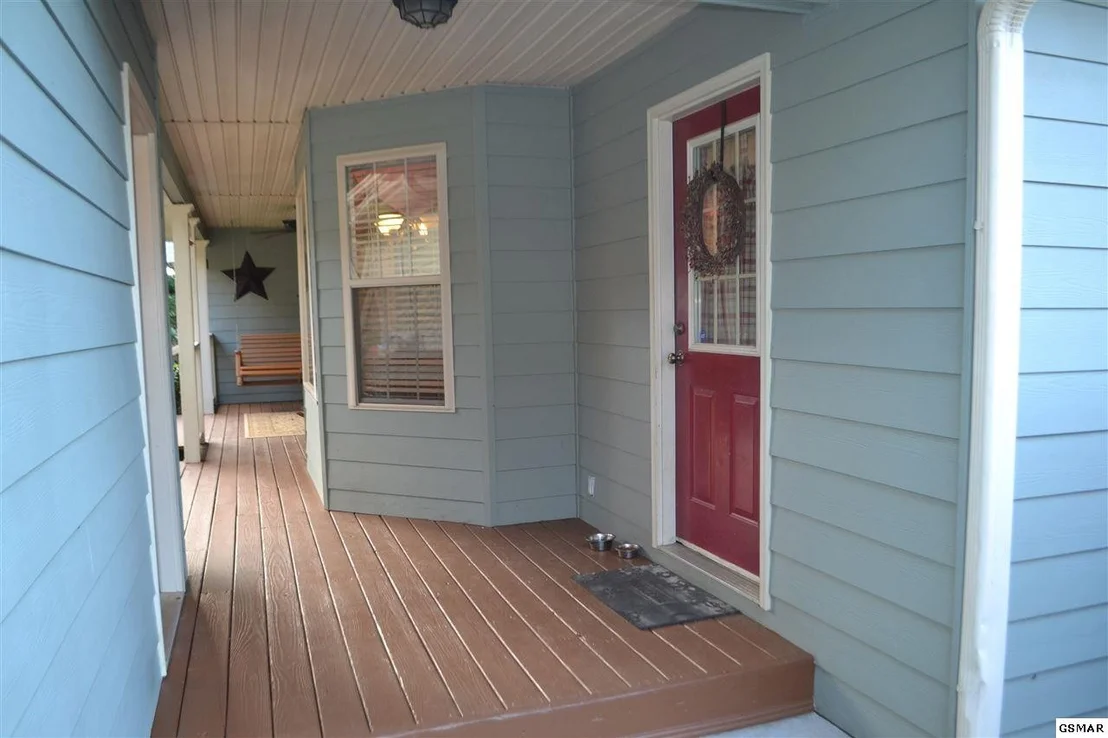 Photo of 1142 Denton Road