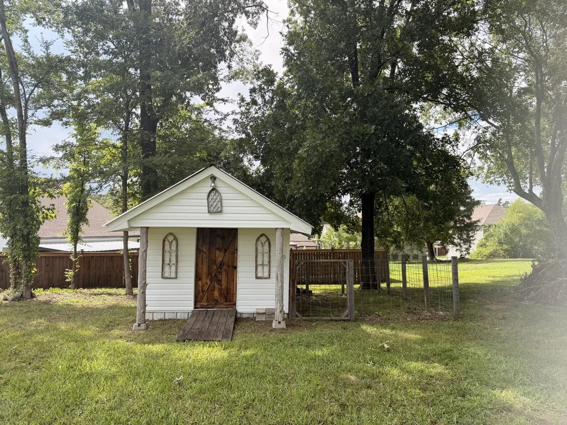 Photo of 1320 Wooten Road