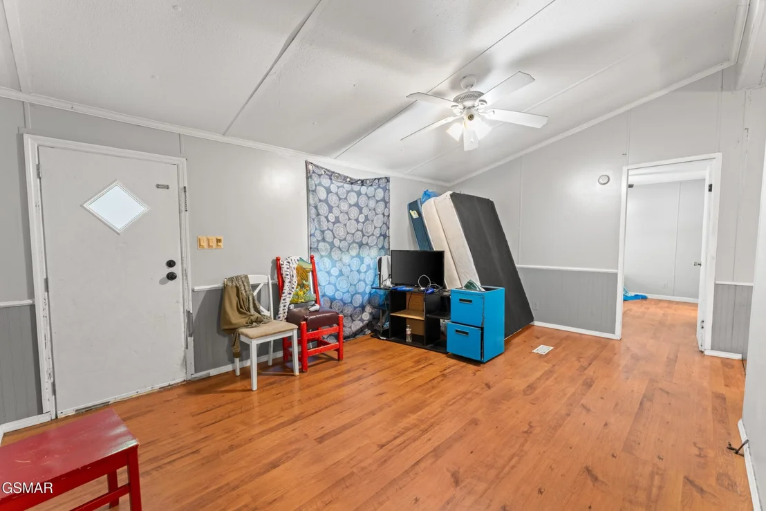 Photo of 446 Red Bud Lane
