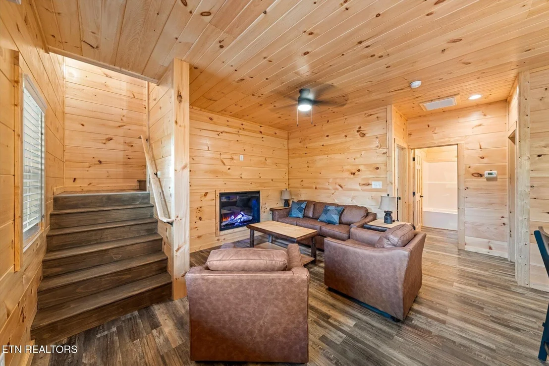 Photo of 2435 Cobbler Way