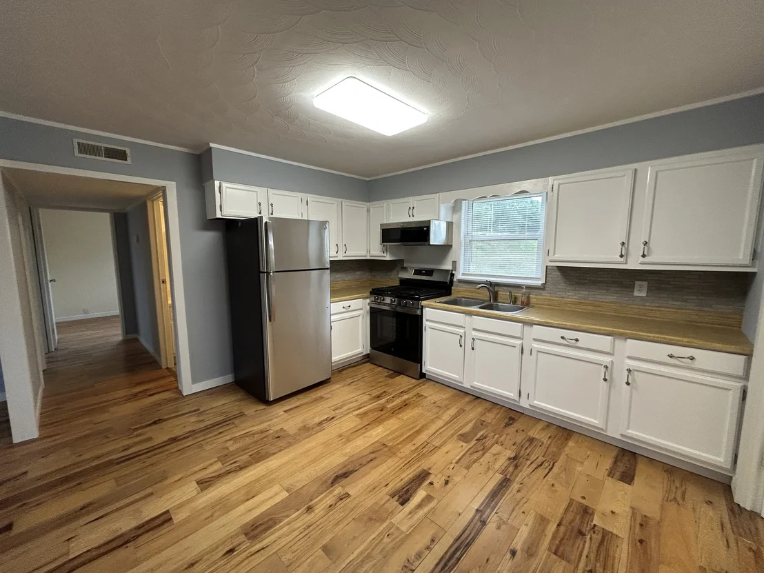 Photo of 20 Ball Park Rd