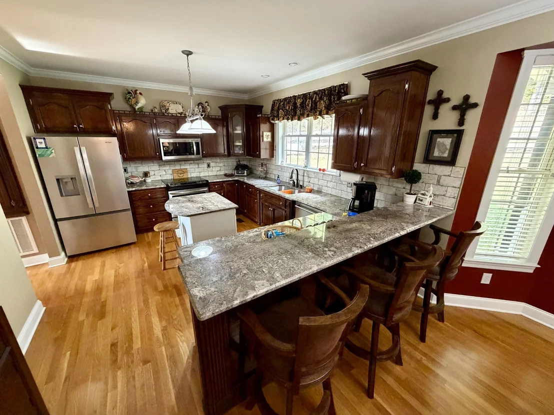 Photo of 615 Carr Creek Rd