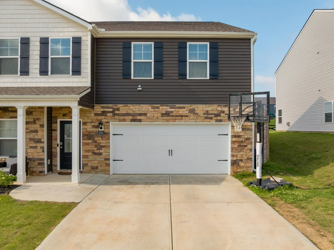Photo of 8592 Raspberry Way