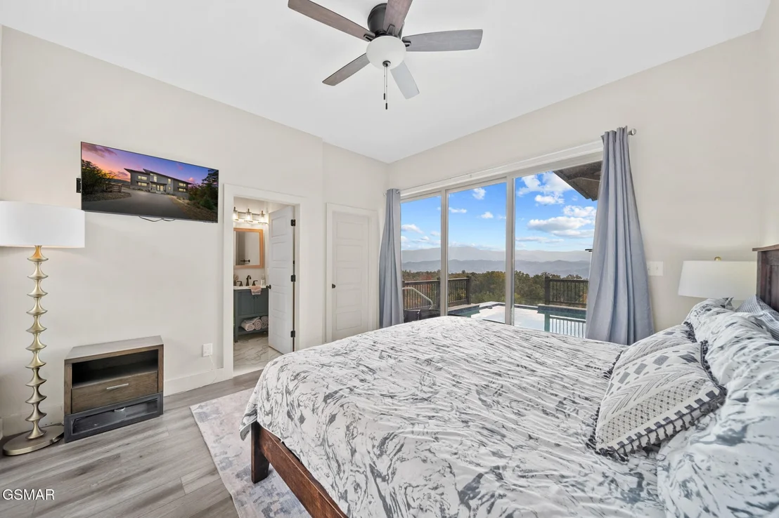 Photo of 3047 Mountaineer Trail