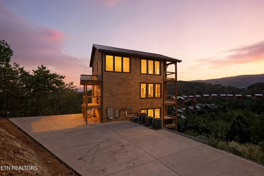 Photo of 2412 Mountain Ridge Way
