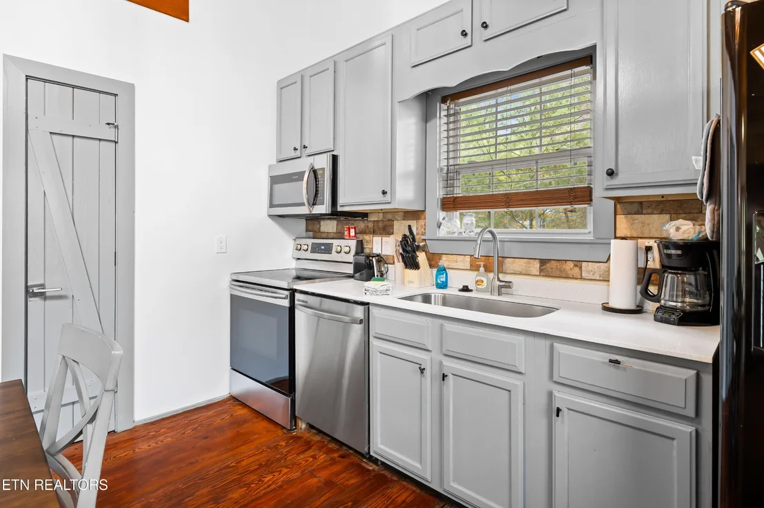 Photo of 516 Clearwater Circle