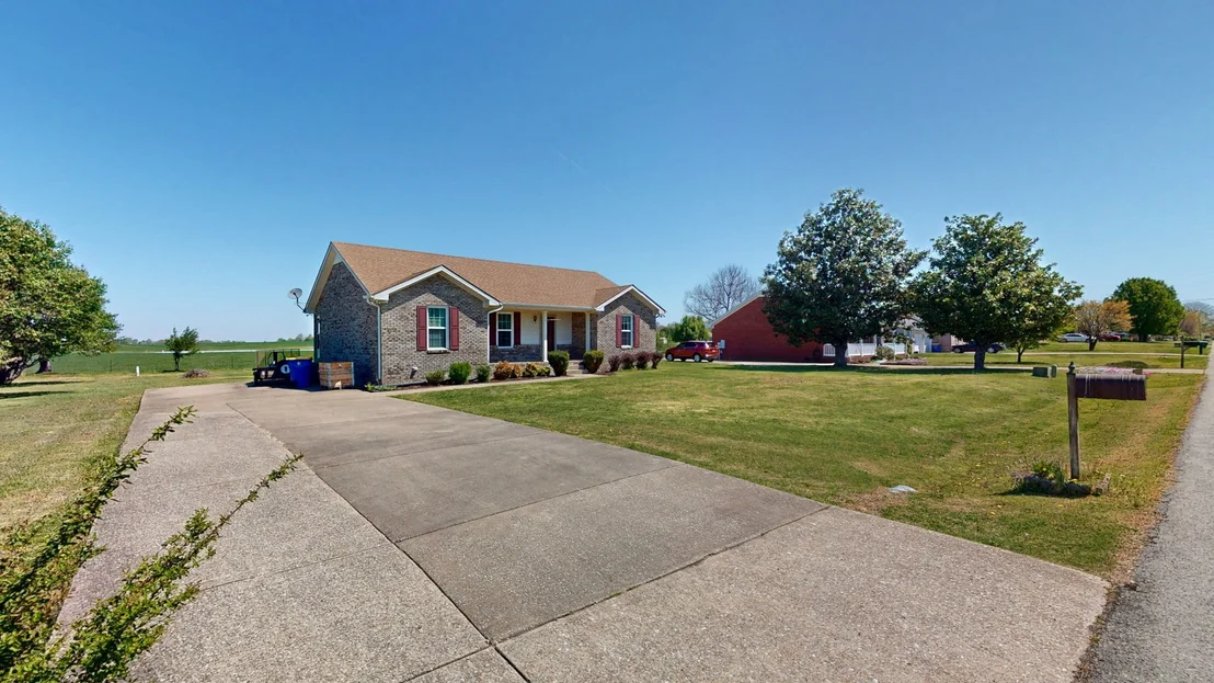Photo of 136 Coates Rd