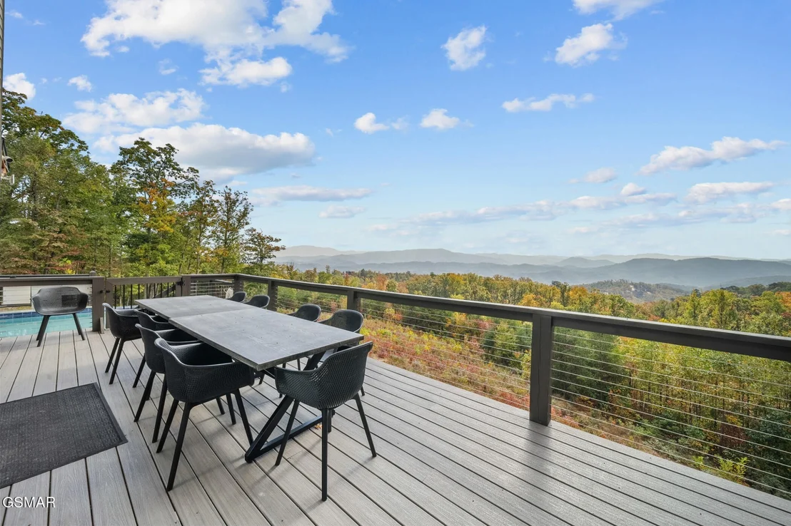 Photo of 3047 Mountaineer Trail