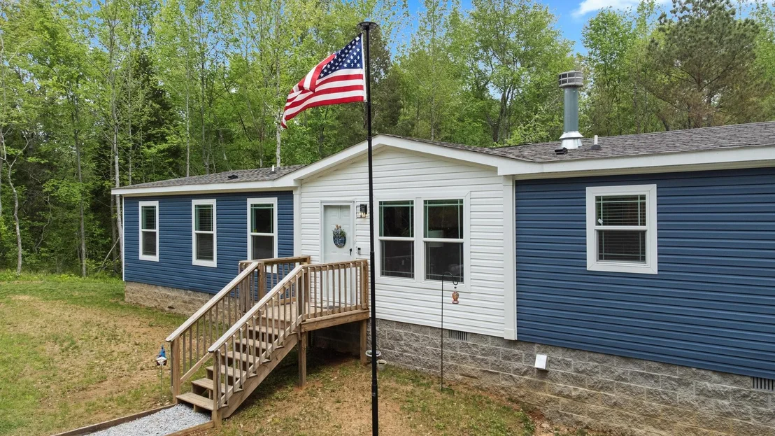 Photo of 170 Lynx Ln