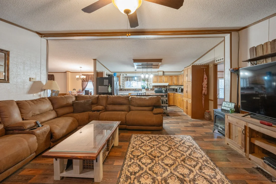 Photo of 850 Robertson Rd