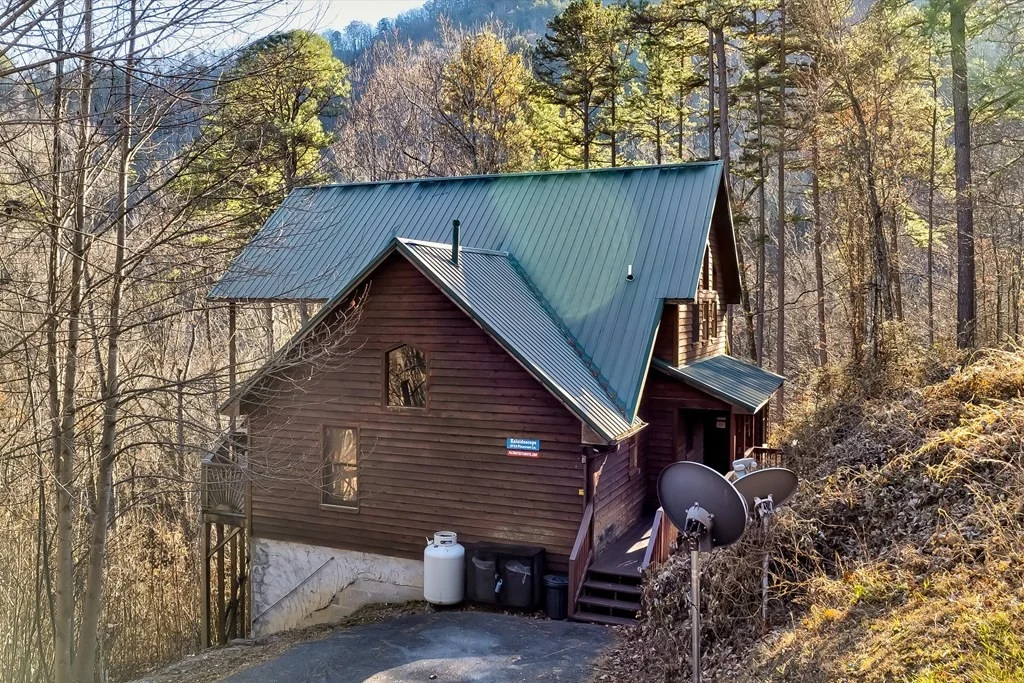 Photo of 2732 PINE CREST Lane