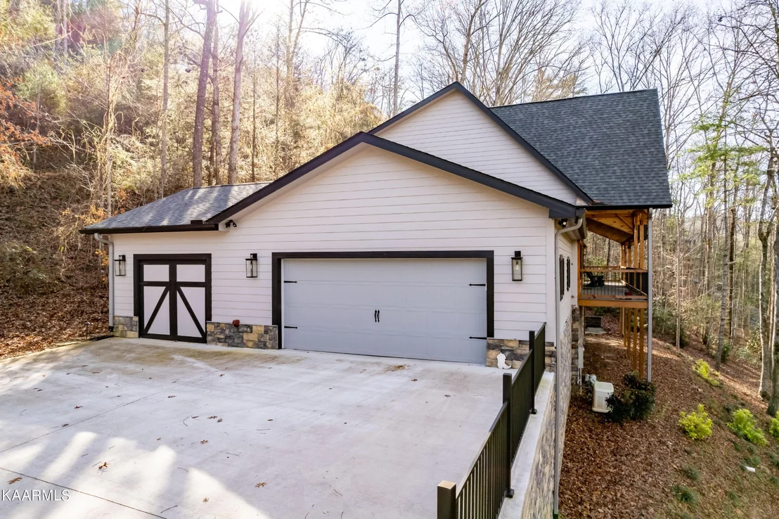 Photo of 484 Chetola Trail