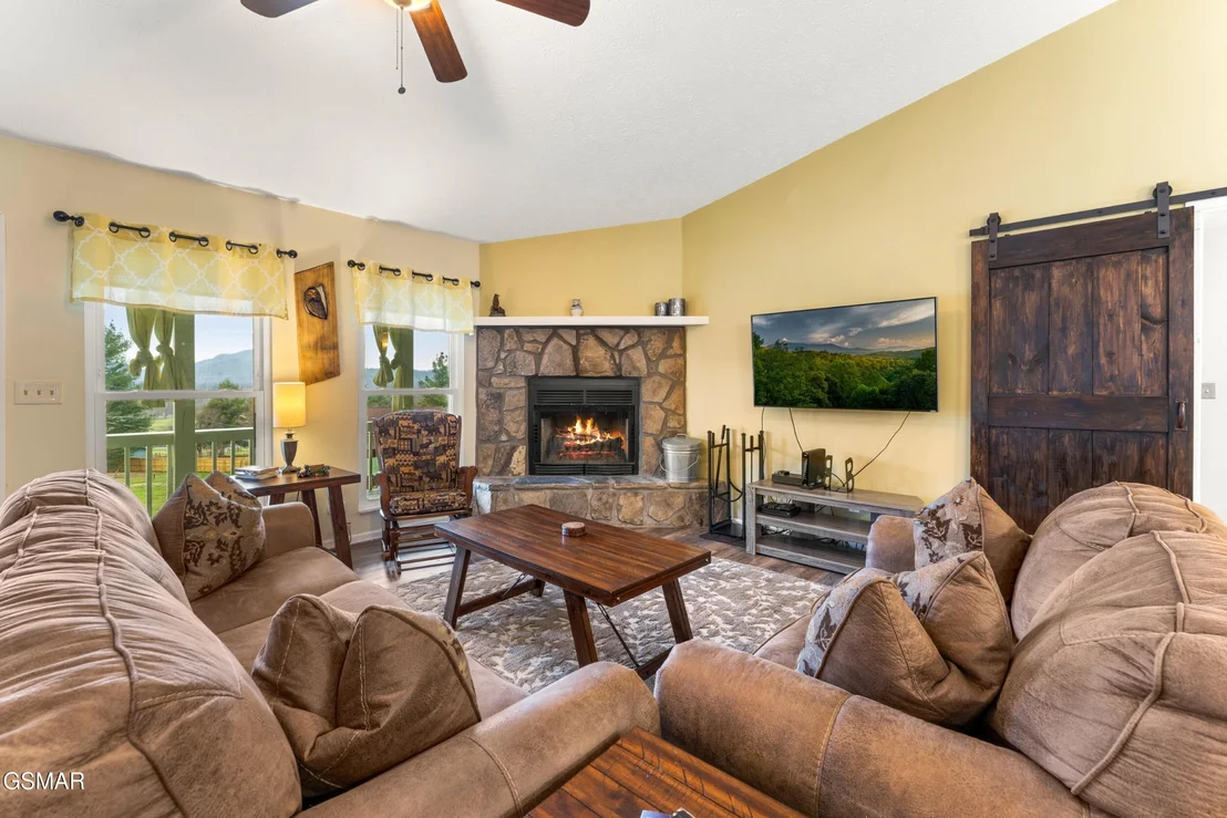 Photo of 3401 Barber Way