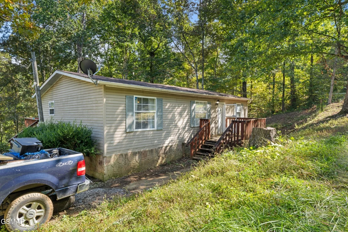 Photo of 446 Red Bud Lane