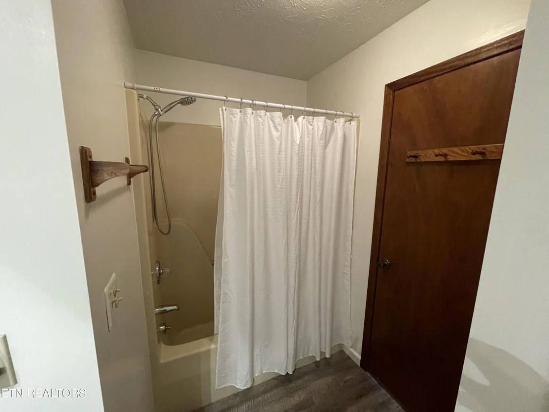 Photo of 421 Woods View Circle