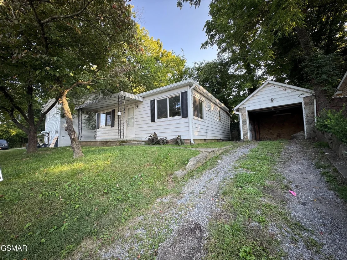 Photo of 409 Eastgate Road