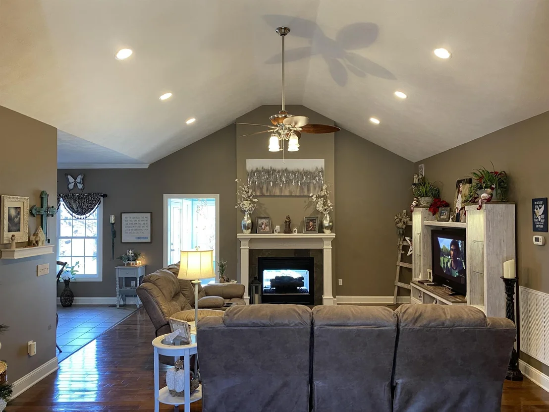 Photo of 360 HURLEY LN