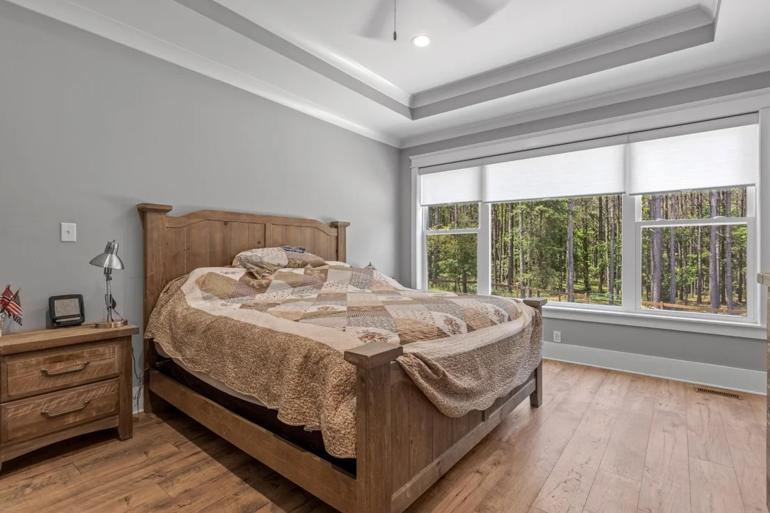 Photo of 2485 River Bluffs Drive