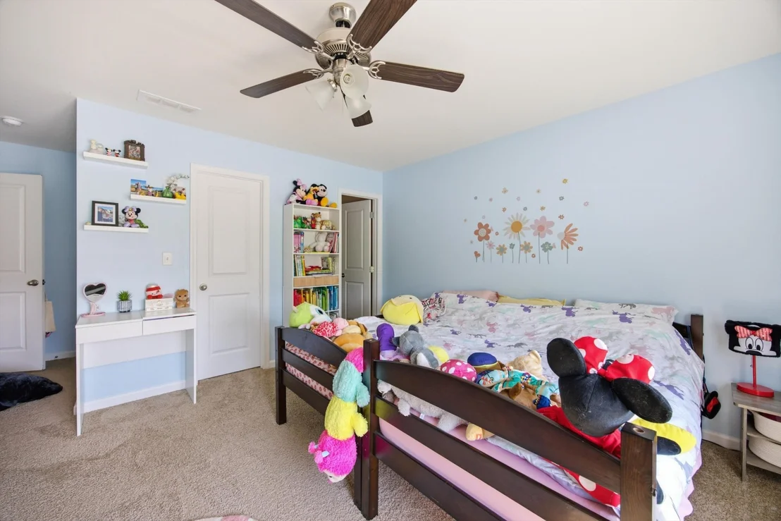 Photo of 49 Ridgelake Circle