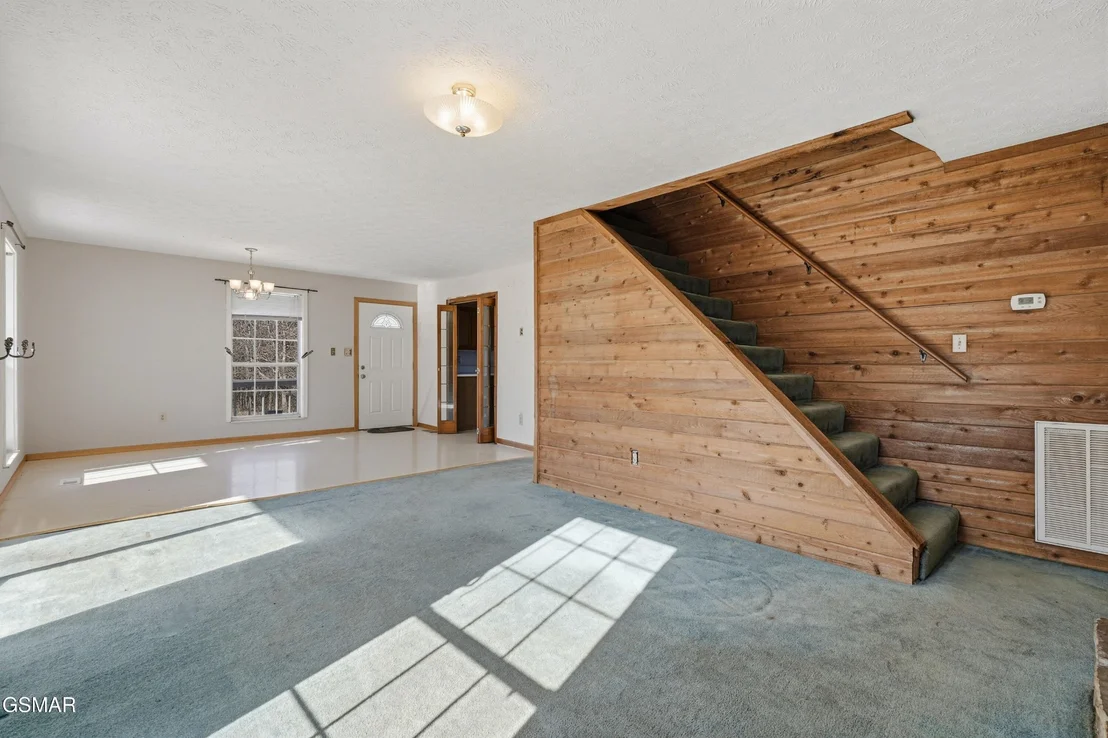 Photo of 2812 Burnett Drive