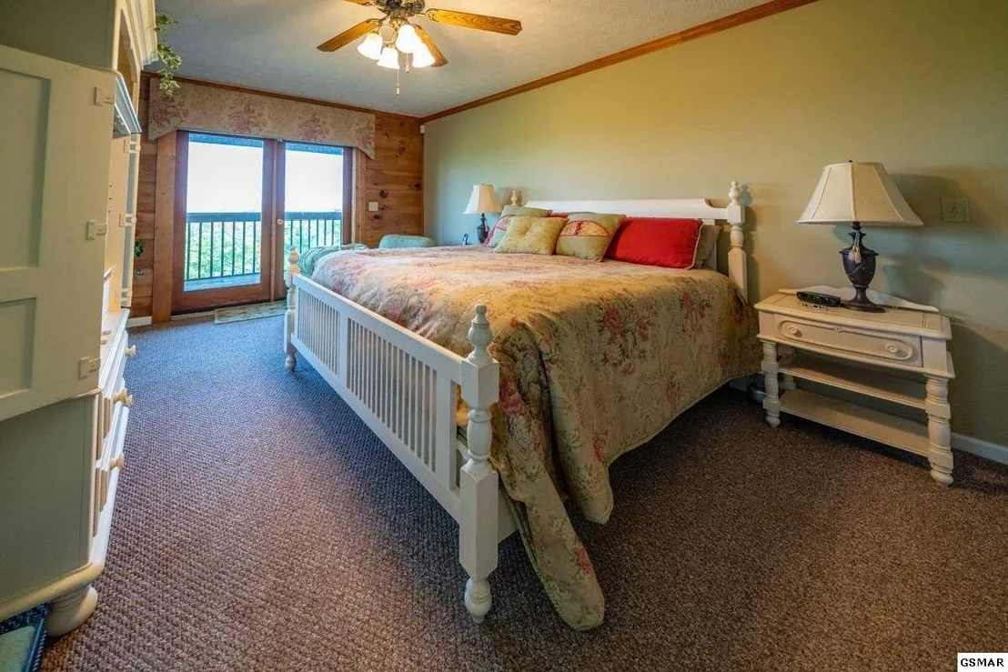 Photo of 1119 Gordon Way